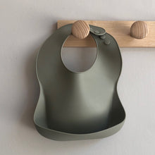 Φόρτωση εικόνας στο εργαλείο προβολής Συλλογής, Σαλιάρα Σιλικόνης Vintage green