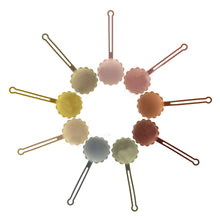 Φόρτωση εικόνας στο εργαλείο προβολής Συλλογής, Θήκη πιπίλας από σιλικόνη
Olive green