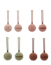 Φόρτωση εικόνας στο εργαλείο προβολής Συλλογής, Θήκη πιπίλας από σιλικόνη
ivory